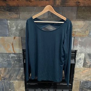 Athleta dark green Long Sleeve top open back flowy Xl